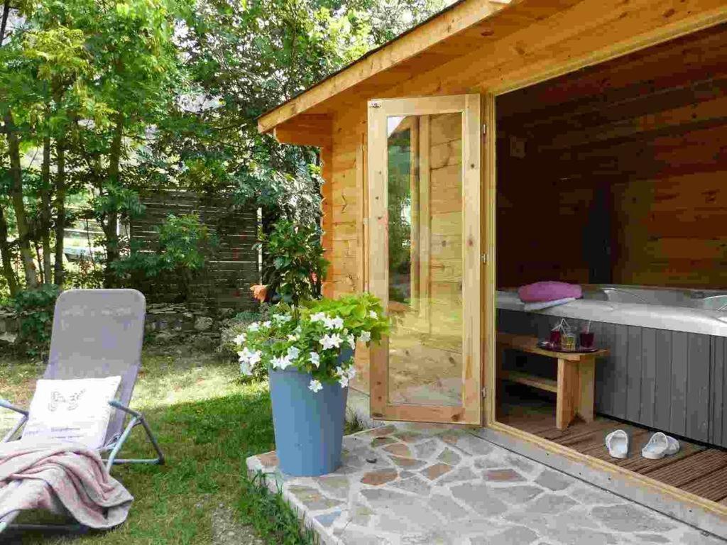 Chambres D'Hotes Les Chataigniers De Florac Surba Exterior photo